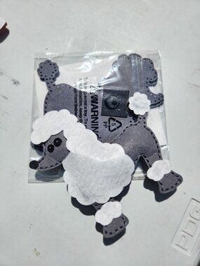 New Poodle Dog Puppy Craft Kit Sewing Kit Felt Project Felts DIY Crafting Art Fe